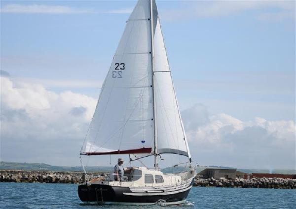 Fisher Freeward 25 For Sale From Seakers Yacht Brokers